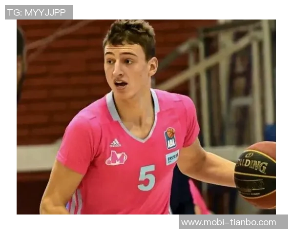 约维奇深情表白巴特勒称其为兄弟与榜样绝不说坏话