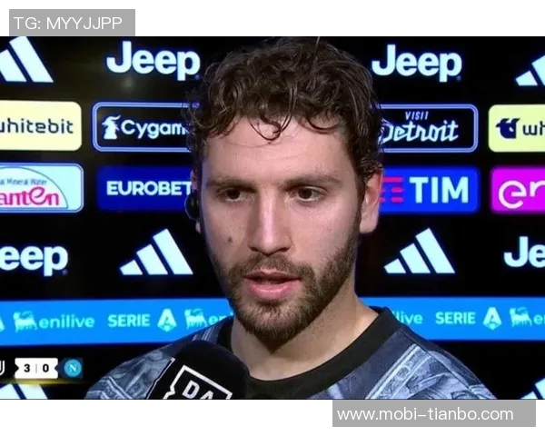 斯帕莱蒂对洛卡特利换人反应冷淡直接要求其回替补席